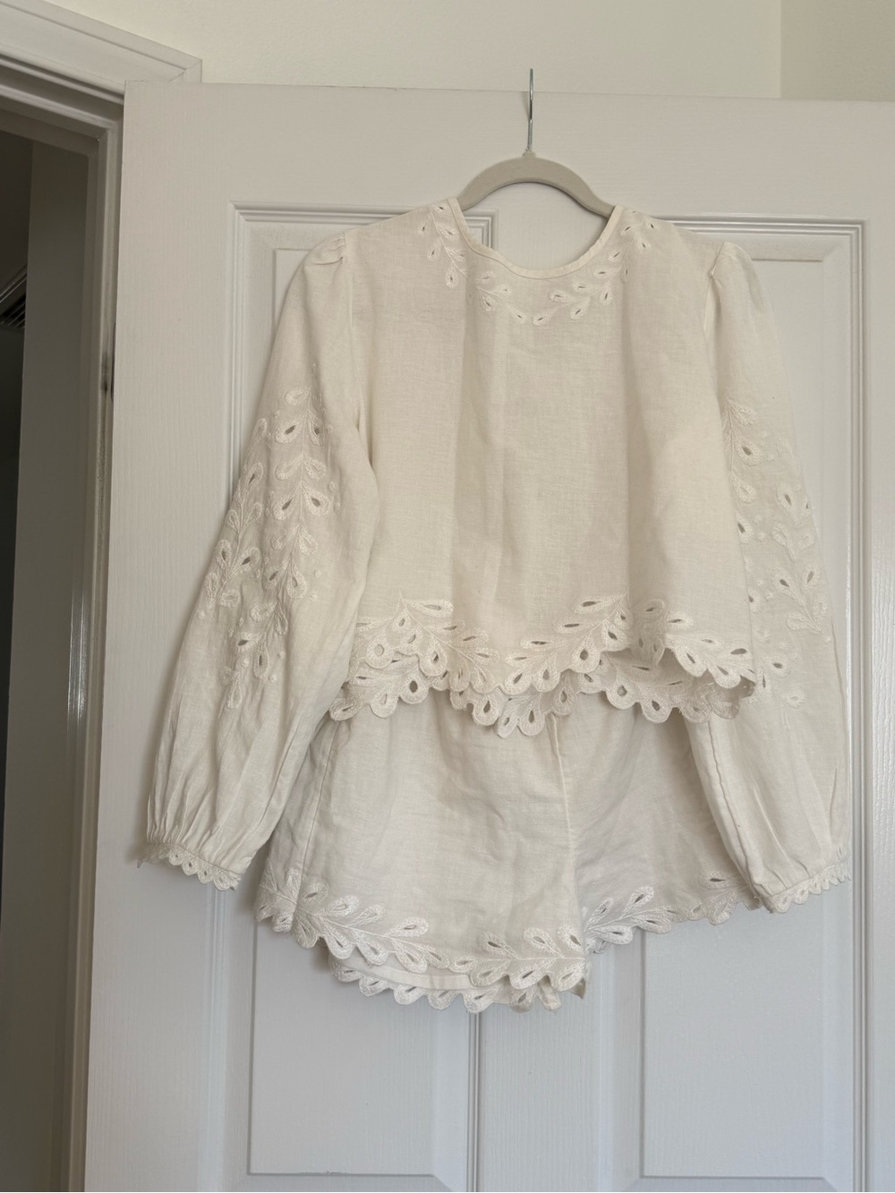 Z Supply White Set: Long Sleeve M with a Linen Tunic Top w/ Matching S Shorts - Picture 2 of 5